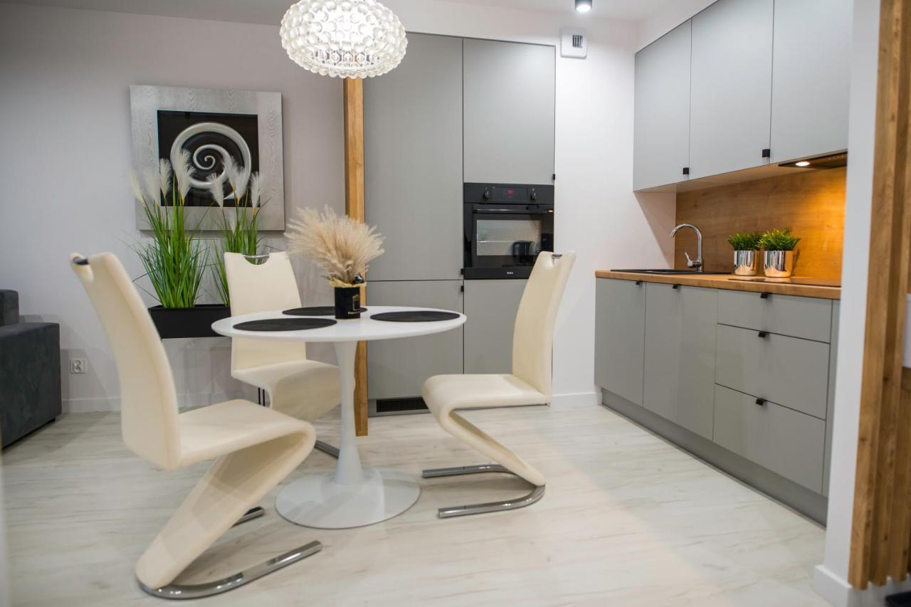 Nowoczesny Apartament Ludova Biskupiec  Extérieur photo